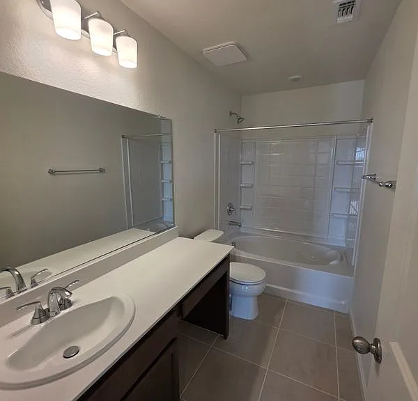 2386 Satin Leaf Ct — Photo 13