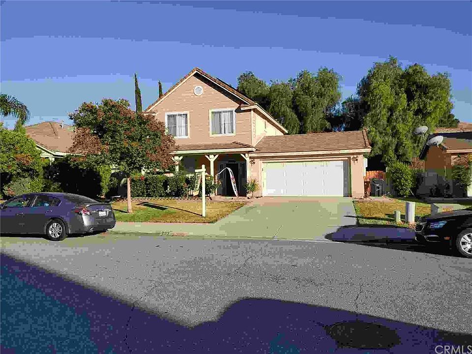1st image of 233 E Kimberly Ct