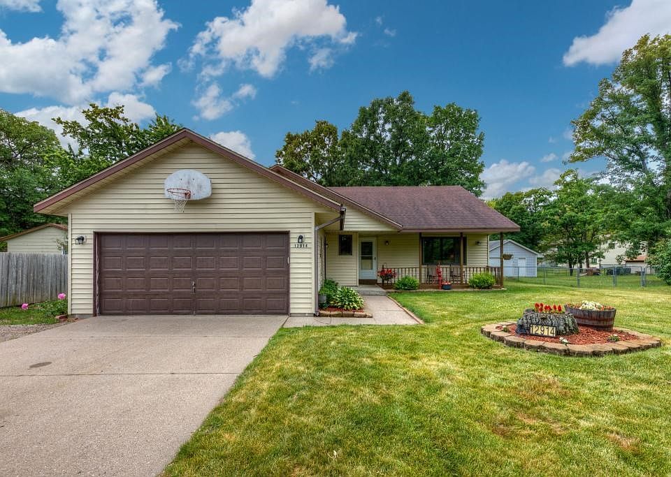 12914 8th Avenue N Zimmerman-0-web-Front
