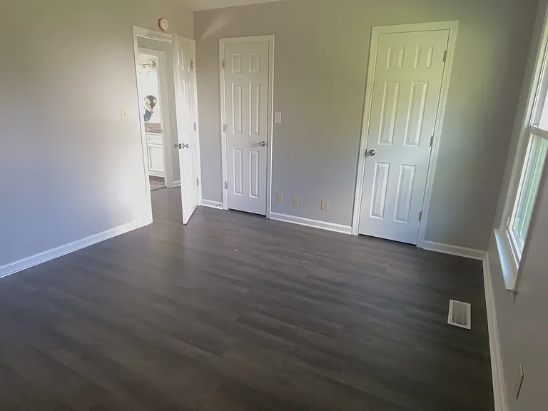 2301 Sherwood Hills Ct — Photo 13