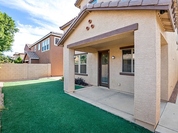 4th image of 3304 E Carla Vista Dr