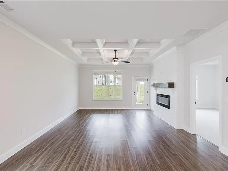 1814 Westfall Lndg — Photo 3