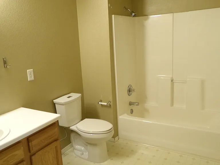 3002 W Elizabeth St #13D — Photo 12