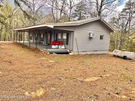 5th image of 3221 Pine Grove Rd