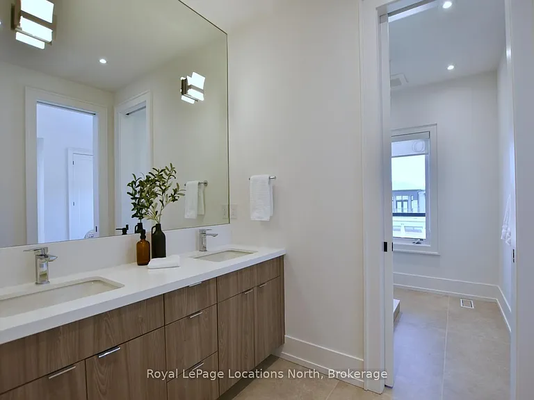 117 Cattail Cres — Photo 32