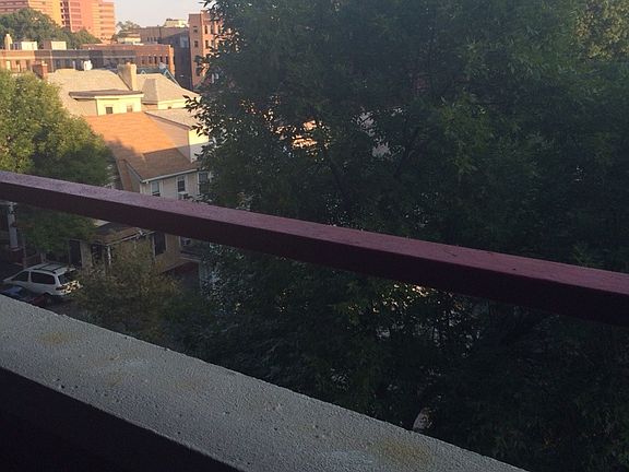 4th image of 8825 148th St APT 4O