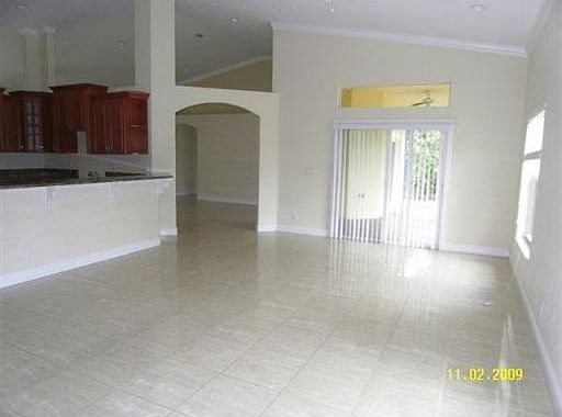 3rd image of 1202 SW Parma Ave