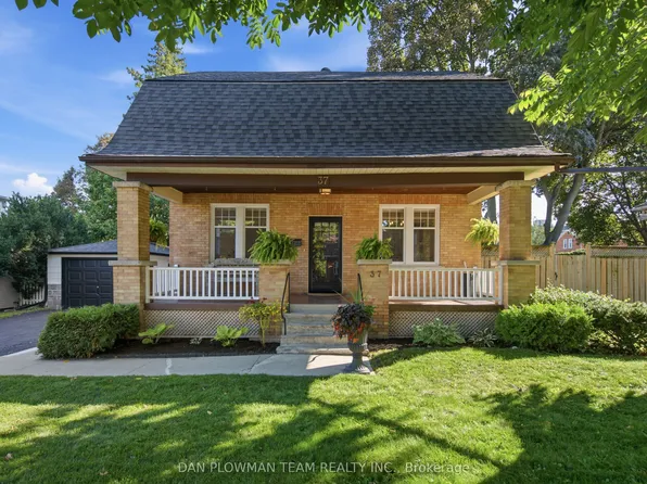 37 Wellington St, Clarington, ON L1C 1V4