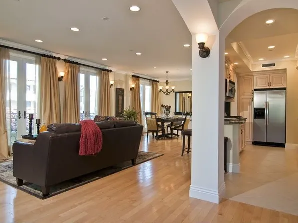 1540 S Bentley Ave APT 301, Los Angeles, CA 90025