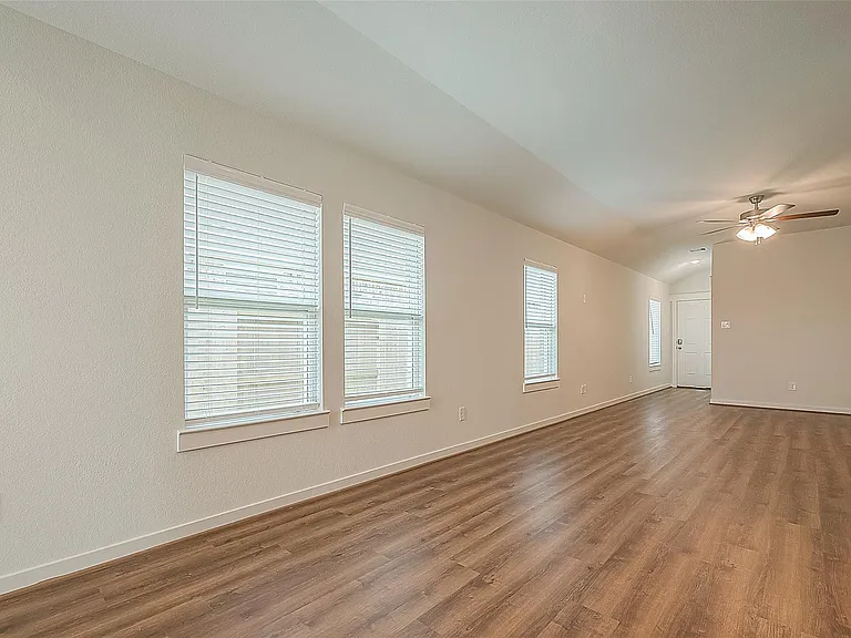7538 Coral Terrace Dr — Photo 6