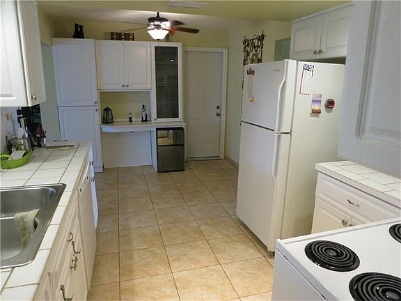 4th image of 4816 NW 47th Ter