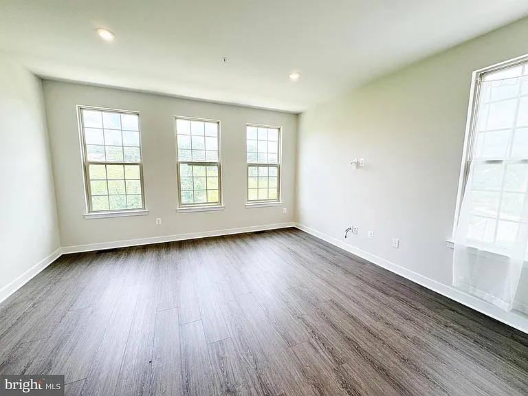 19722 Preservation Mews — Photo 7