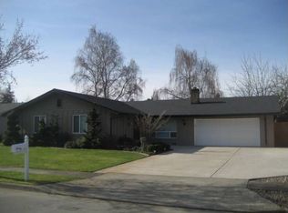 3915 Pacific Way, Longview, WA 98632