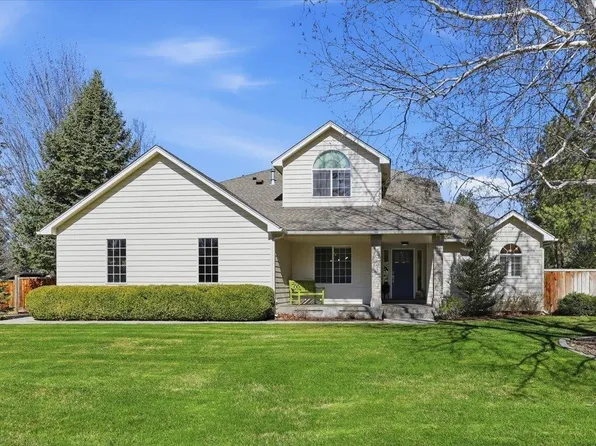 17404 W Springview Ln, Nine Mile Falls, WA 99026