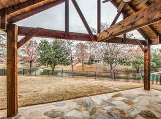 9426 Abbey Rd, Irving, TX 75063