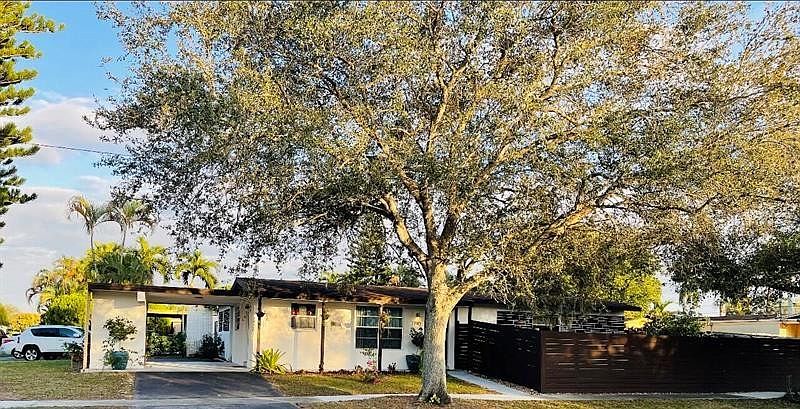 1st image of 7790 NW 34th Street