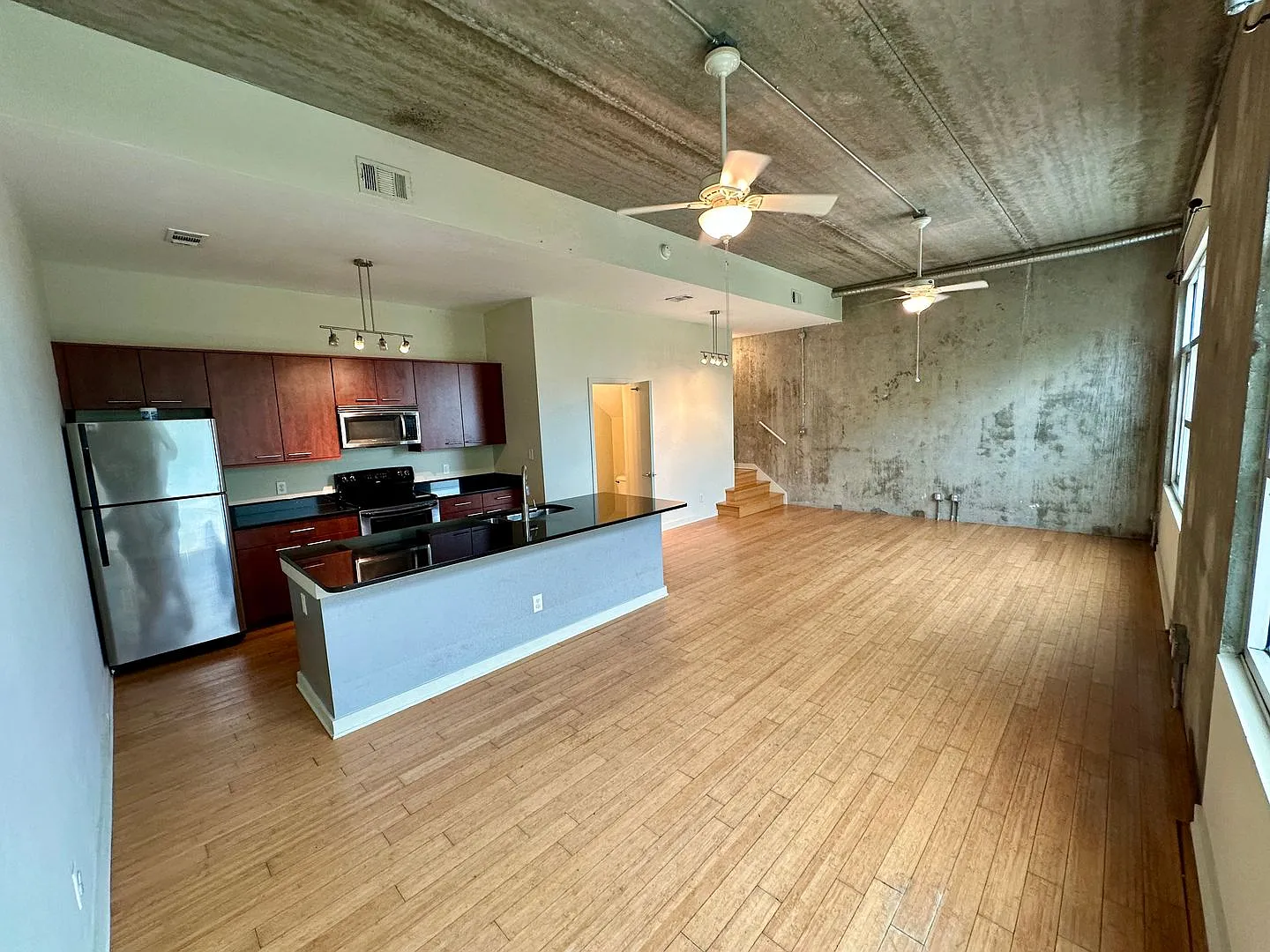 2 Bed | 2.5 Bath | Frogtown Apartments Downtown | Parking Space Included — Photo 2