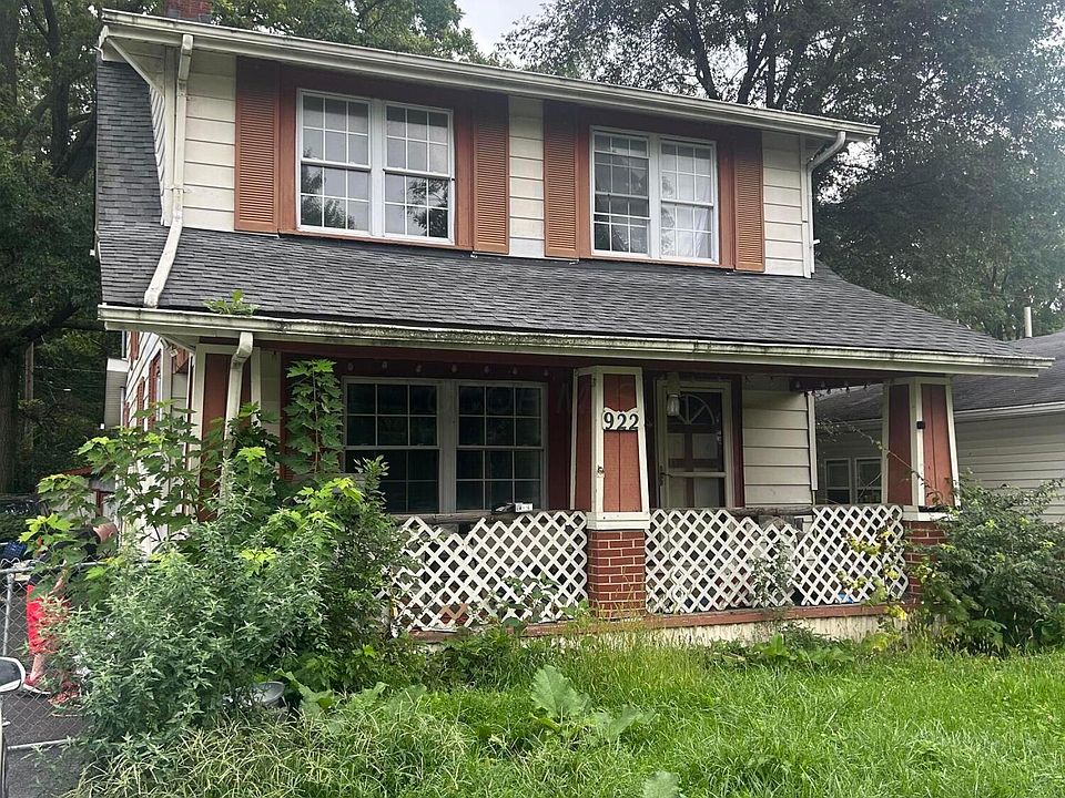 1st image of 922 Whitethorne Ave
