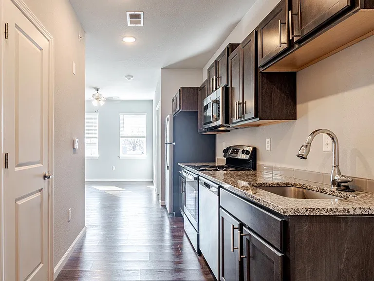 Lancaster Lofts — Photo 2