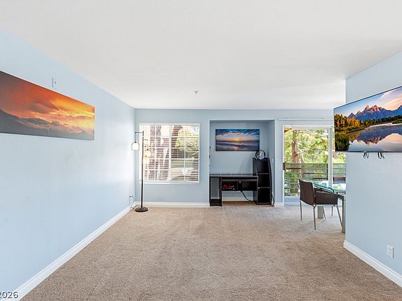 4th image of 2111 Sealion Dr Unit 205