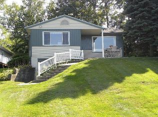 31158 Currans Beach Rd, Dowagiac, MI 49047