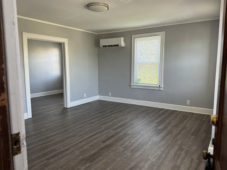 605 South Lexington Avenue - B-6