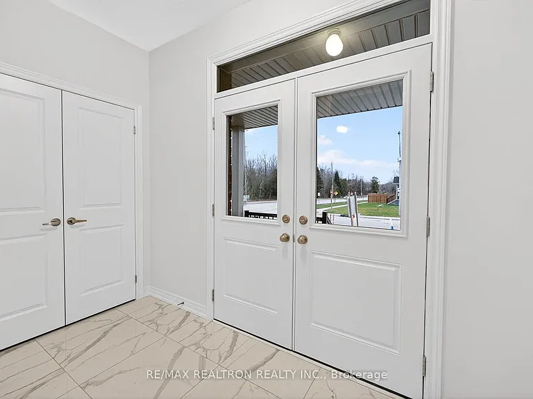 1 Wakefield Blvd — Photo 6