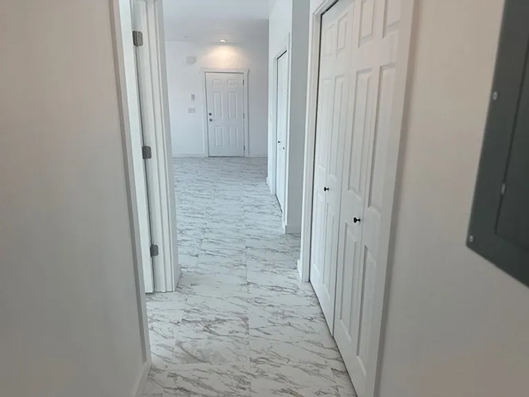 Modern Heights Apartments — Photo 42