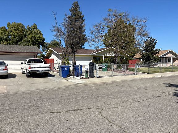 2nd image of 2580 Jackson St