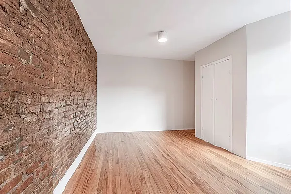 Rented by Corcoran | media 7