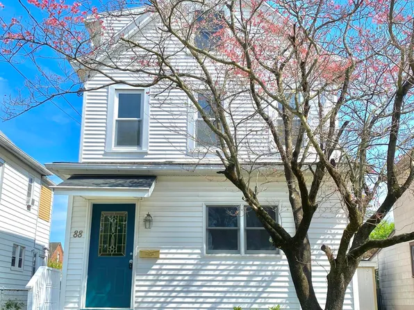 88 Grand Street, Kingston, NY 12401