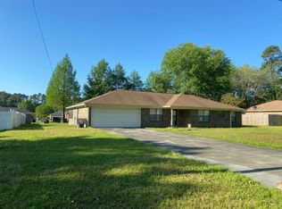 404 Flowers Dr, Hinesville, GA 31313