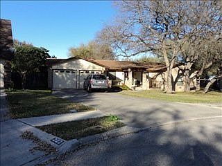 5th image of 218 Sandhill Dr