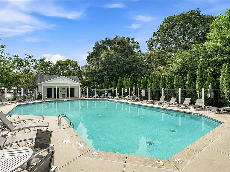 1130 Kilmington Ct — Photo 26