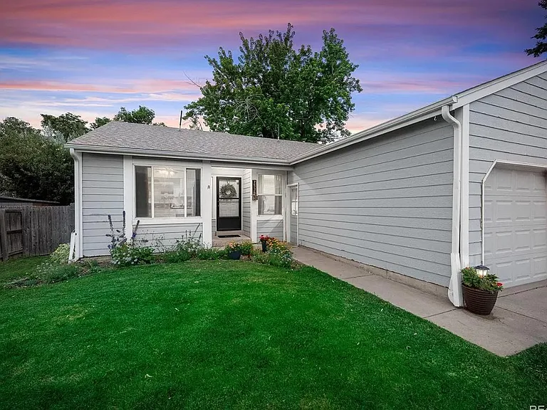 7538 Depew St — Photo 2