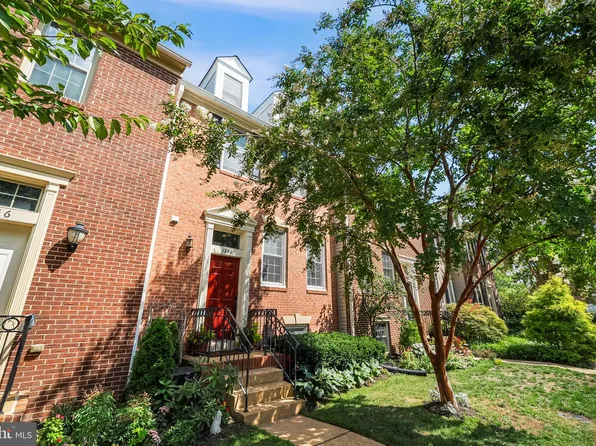 1258 Quaker Hill Dr, Alexandria, VA 22314