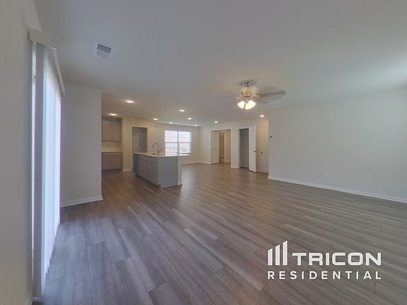 3rd image of 2196 Trollinger Dr