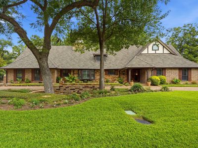 3805 Hollow Creek Rd, Benbrook, TX, 76116