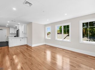 162 Closter Dock Rd #A, Closter, NJ 07624