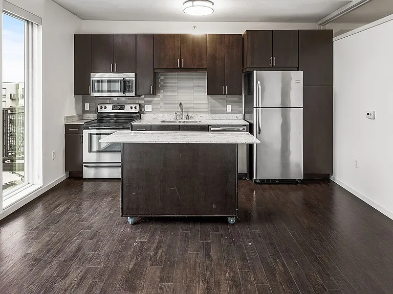 The Flats at West End — Photo 31
