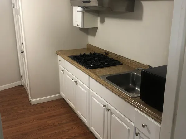 12 Lilley Ave #1, Lowell, MA 01850