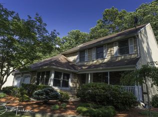 9 David Dr, Old Bridge, NJ 08857