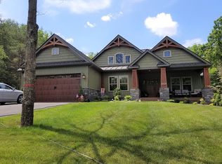 533 Sleigh Dr, Cross Junction, VA 22625