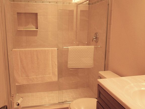 4th image of 15676 Bottlebrush Cir