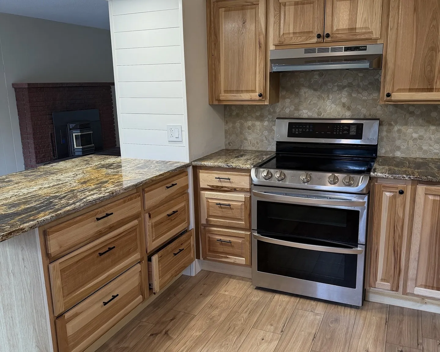 4 bed, 2254 sqft, $2,800 — Photo 3