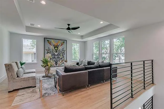 6135 Velasco Ave — Photo 63