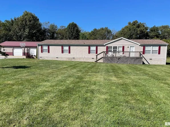 191 White Rd, Eldorado, IL 62930