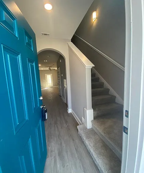 1005 Skylark Rd — Photo 2