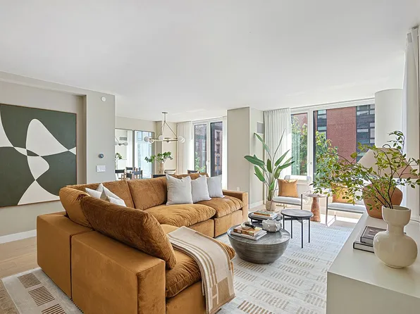 450 Washington St #520, New York, NY 10013