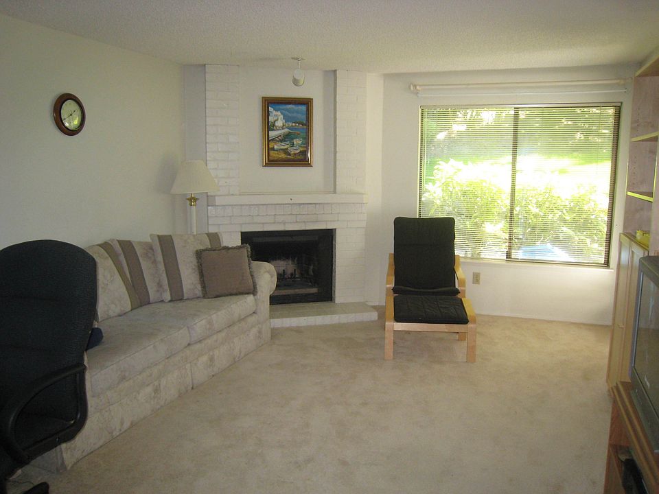 1st image of 16003 NE 41st Ct
